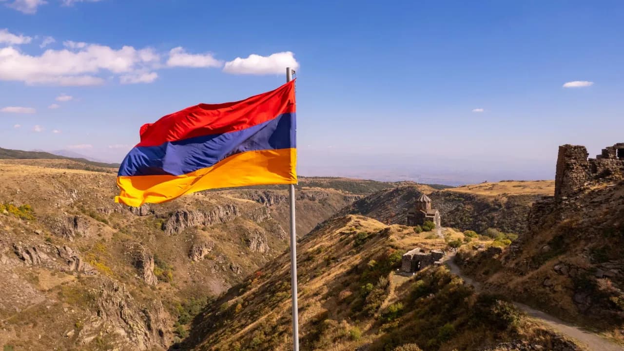 Atmospheric image for sworn Eastern Armenian translations